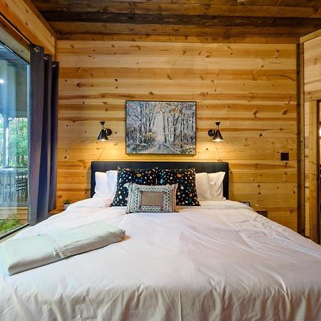 הוילה Bright Modern Luxury - Broken Bow Dream Retreat מראה חיצוני תמונה