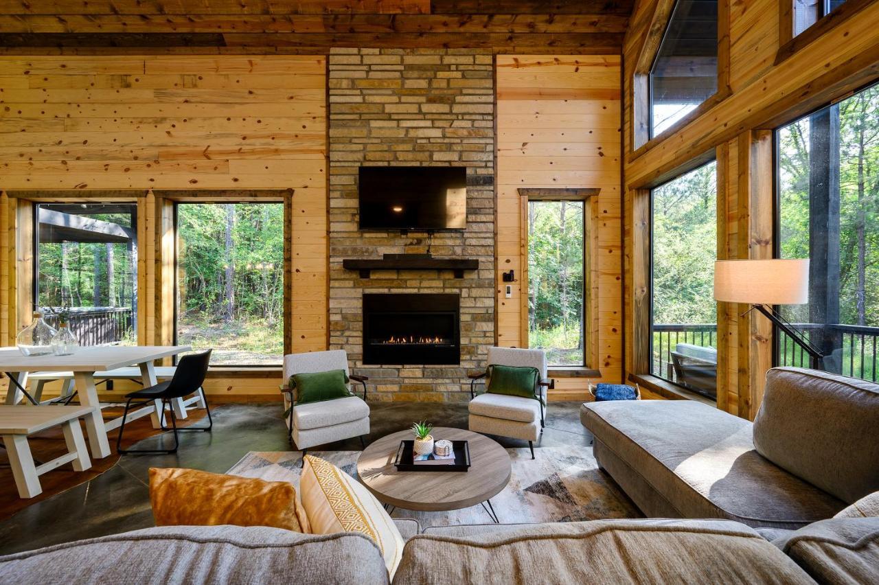הוילה Bright Modern Luxury - Broken Bow Dream Retreat מראה חיצוני תמונה