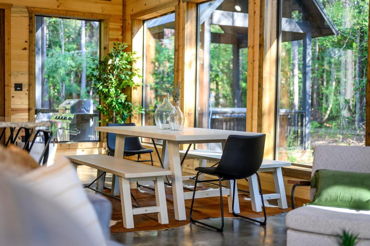 הוילה Bright Modern Luxury - Broken Bow Dream Retreat מראה חיצוני תמונה