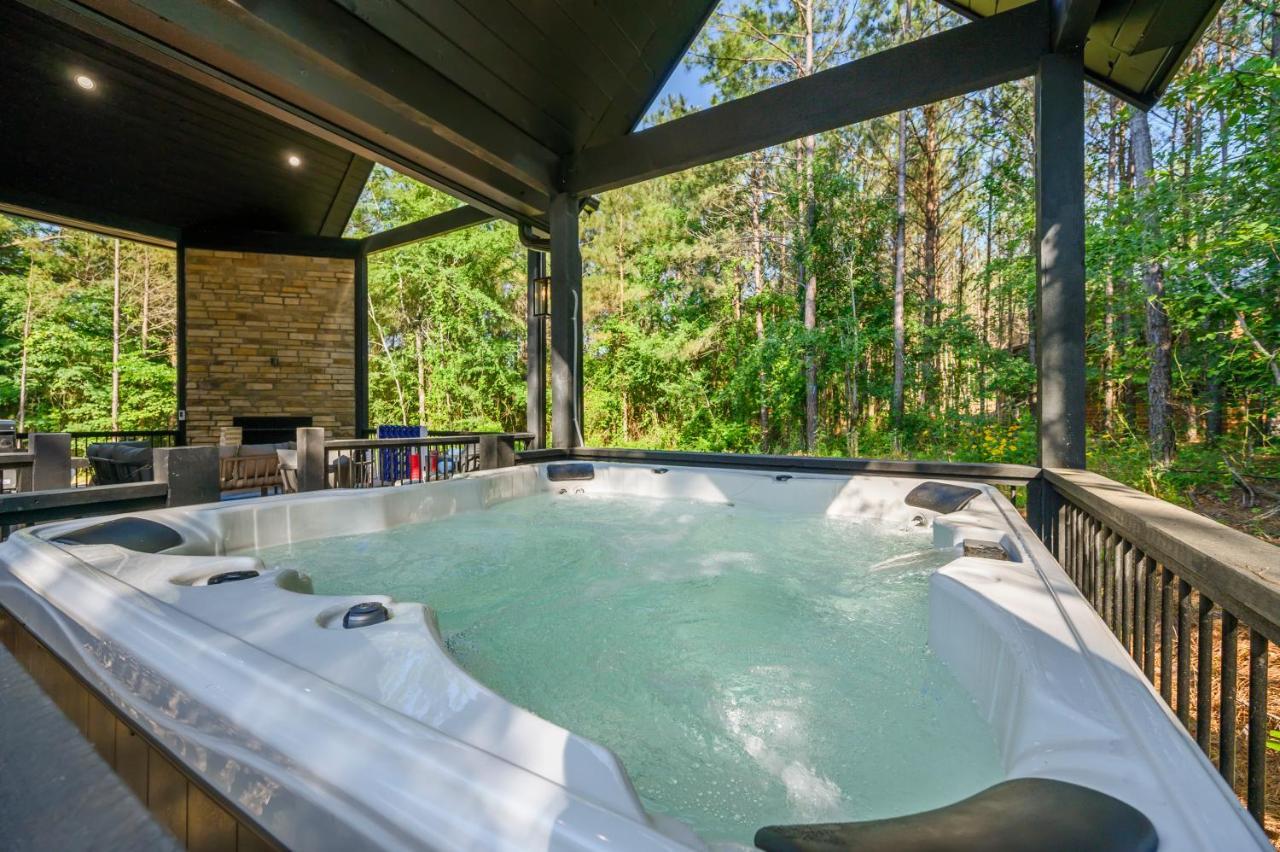 הוילה Bright Modern Luxury - Broken Bow Dream Retreat מראה חיצוני תמונה