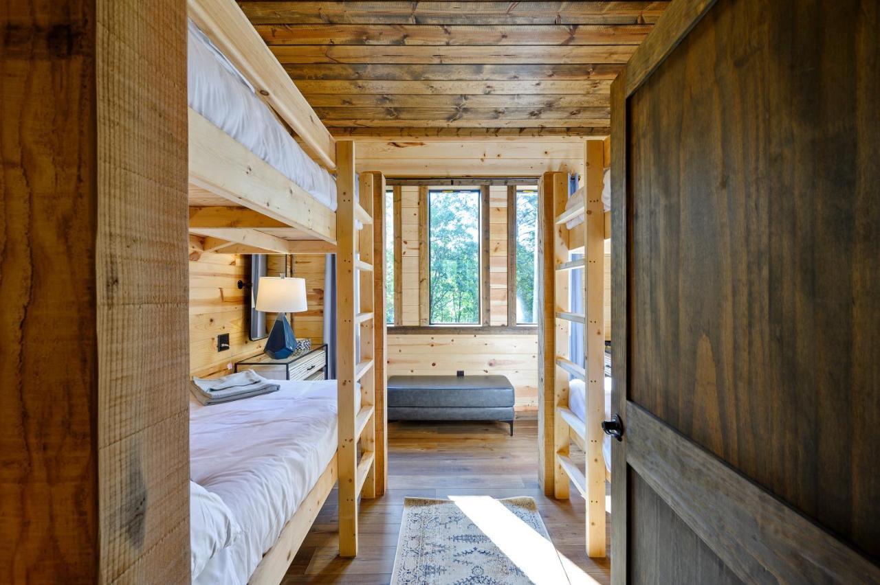 הוילה Bright Modern Luxury - Broken Bow Dream Retreat מראה חיצוני תמונה